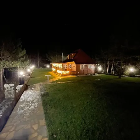 Brvnare Golo Brdo Vikendica Mokra Gora