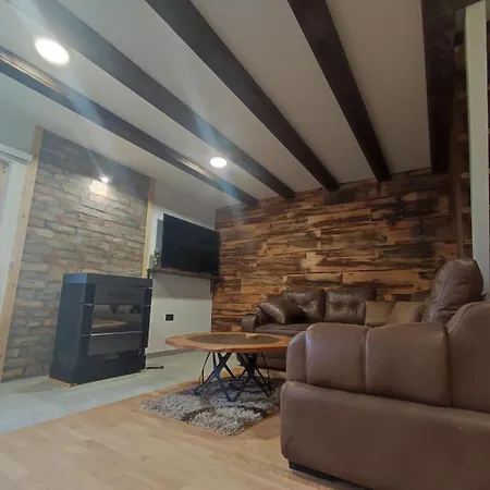 Brvnare Golo Brdo Prázdninový dům Mokra Gora